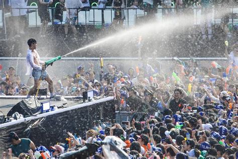 The 2023 Waterbomb Festival: Celebrating Music and Unity through a Torrent of Joy (and Wet Clothes!)